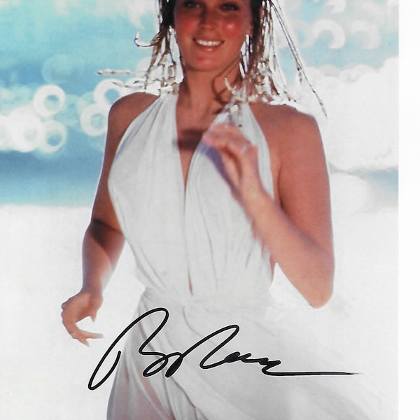 The Unforgettable Actress BO DEREK Beautiful 8x10 Autographed Photo