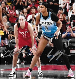 Basketball Super Stars Angel Reese und Caitlin Clark signierte 8x10 Spieltag Fotografie
