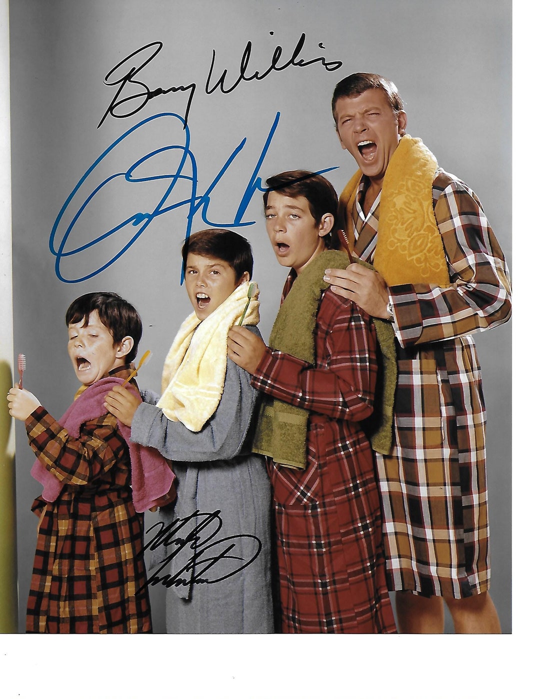 Tv Series "the Brady Bunch" Nice Cast Autographed 8x10 Photograph - Etsy