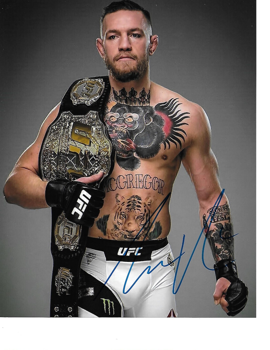 Mixte Martial Arist CONOR MCGREGOR Superbe photo autographiée x