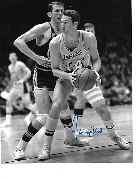 Hall of Famer Basketball Great JERRY WEST Signed 8x10 Game Day