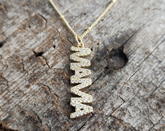 Mama Necklace