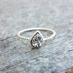 Drop Druzy Ring - Silver