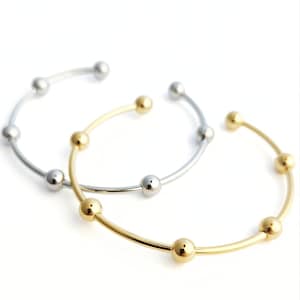 Orb Ball Bracelet