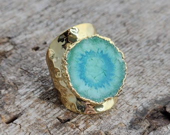 Green Solar Quartz Ring