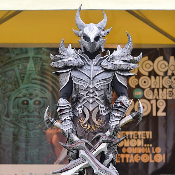 Réplique d'armure daedra cospaly, jeu de papier pepakura pour créer la vôtre