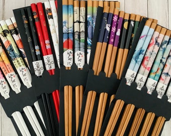 Baguettes japonaise, lot 5 paires, baguettes Japon, baguettes chats, baguettes manekineko, baguettes estampes, baguettes fleurs - Lot de 5