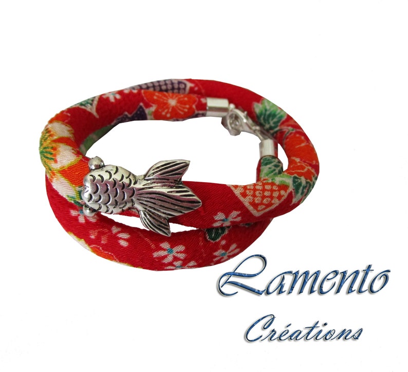 Bracelet double rang, bracelet multirangs, bracelet tissu japonais, bijou japonais, cordon chirimen, tissu japonais, carpe koï image 1