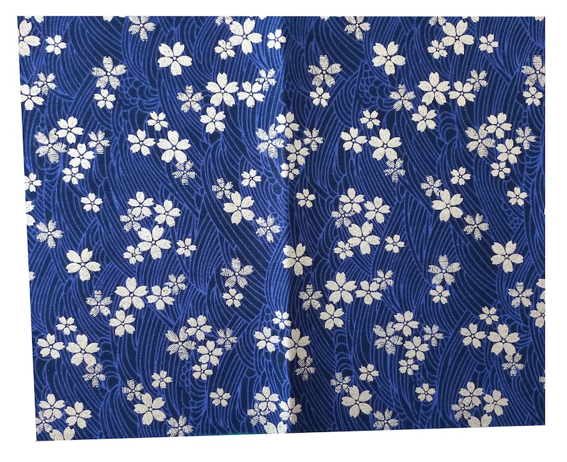 Tissu japonais, lot 5 coupons 20 x 25 cm, tissu coton, tissus japonais, fleurs et motifs géométriques, mercerie, couture, bleu marine et or image 3