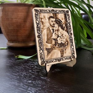 photo on wood, engraved photo / Engraved Photo on wood  / couples gift photo engrave / photo engraved / wood portrait / photo gift