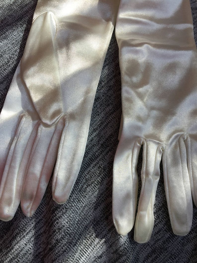 VINTAGE 15 inch item no SATIN GLOVES SG001