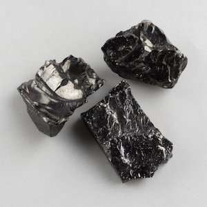 Type 1 shungite -  Italia