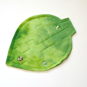 Leaf Marble Maze with Ladybug, Green Fleece with Peek-a-Boo windows