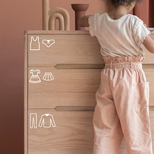 Kleine elegante kinderkamer pictogrammen stickers, kaststickers, stickers kasten, stickers lades, vinylstickers kinderkamer, slaapkamerindeling