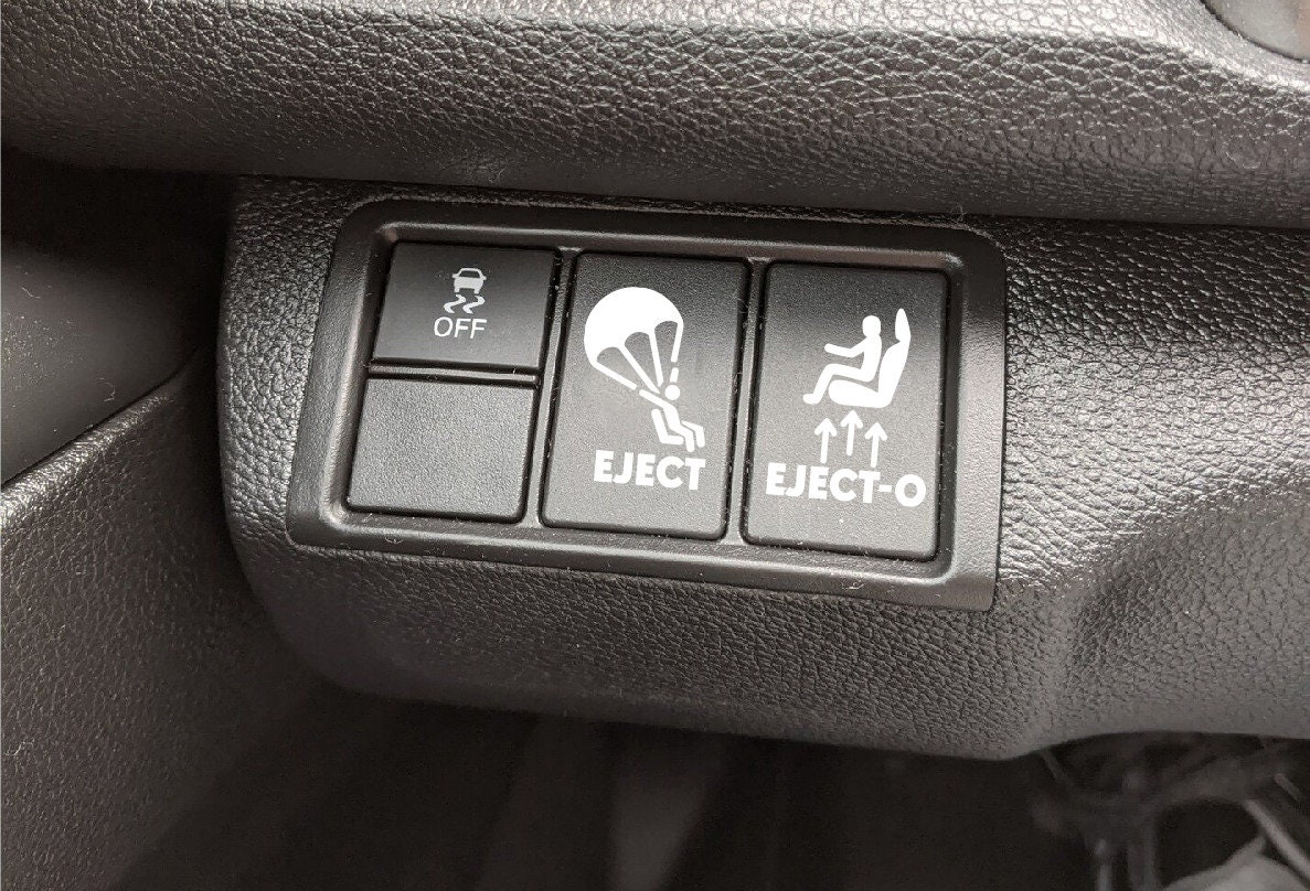 Autocollant Humour "EJECT" Pour Voiture - Sticker Tableau De Bord Bouton Inutilisé - Gag Pour Passager - 12