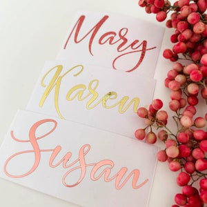 Calcomanía de nombre personalizado, etiqueta engomada de nombre personalizado de lámina, calcomanía de nombre personalizado brillante, calcomanía de vidrio de vino, calcomanía de Yeti, calcomanía de caja de regalo de dama de honor