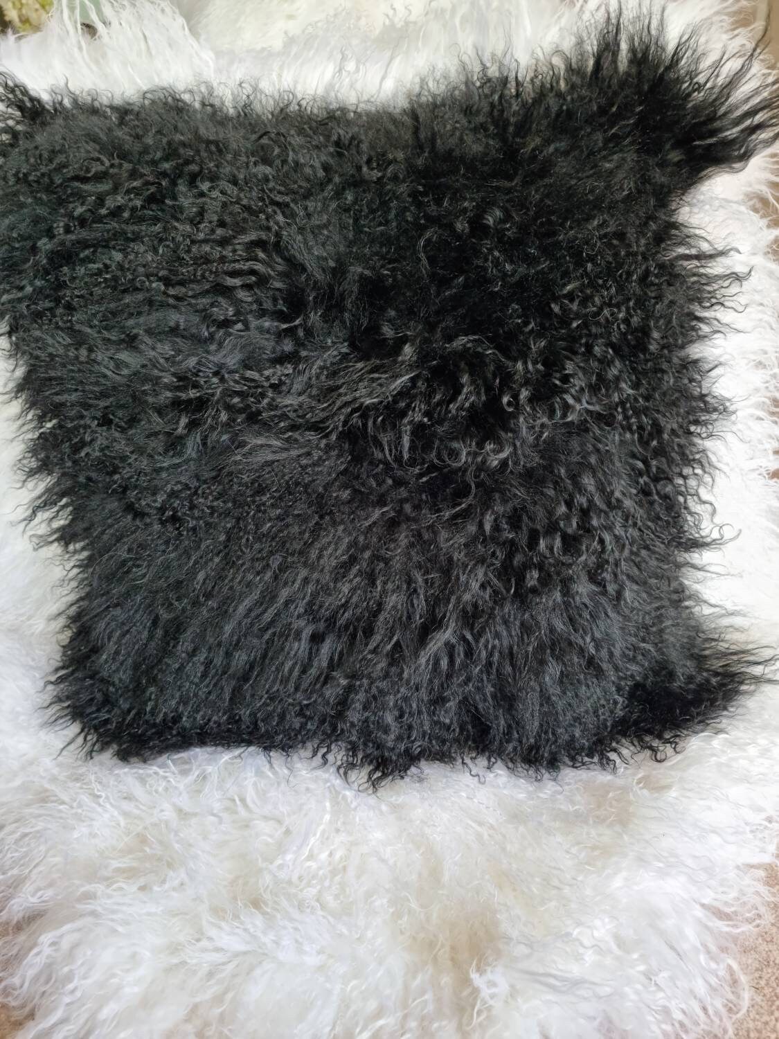 Black mongolian cheap cushion