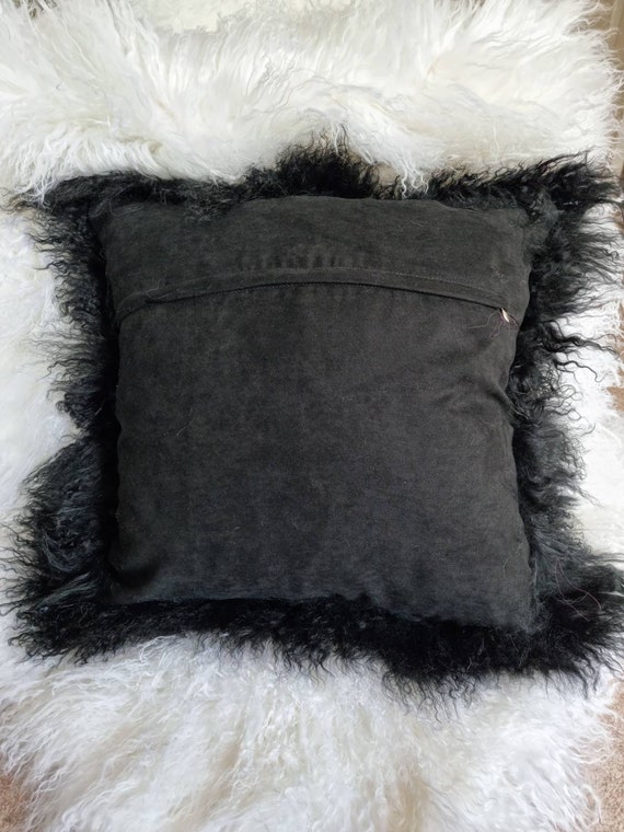 Black faux fur cushion covers discount