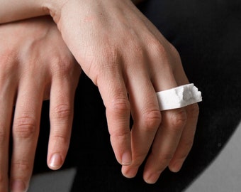 BIANCO - Contemporary ring, made of Carrara Marble.