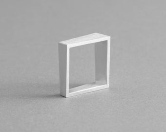 ALUMINIUM SQUARE RING. Modern silver ring, minimal and geometric Jewelry handmade in high-quality aluminum. Asymmetric shape.