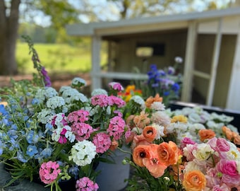 NC DIY Flower Bunches in Pittsboro, North Carolina, Fresh Flower Buckets for DIY Wedding from our Chatham County Flower Farm