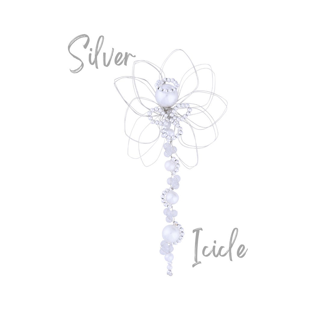 Handmade Silver Wire Christmas Angel Ornament with Wreath, Elegant Holiday Tree Decoration, Beaded Angel Gift