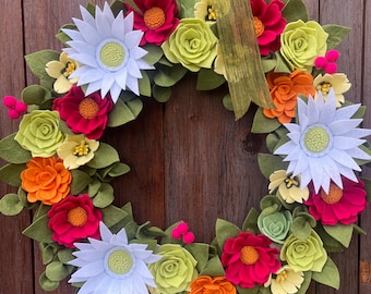 Guirlanda de Páscoa com Flores de Feltro: Decoração de Primavera em Feltro