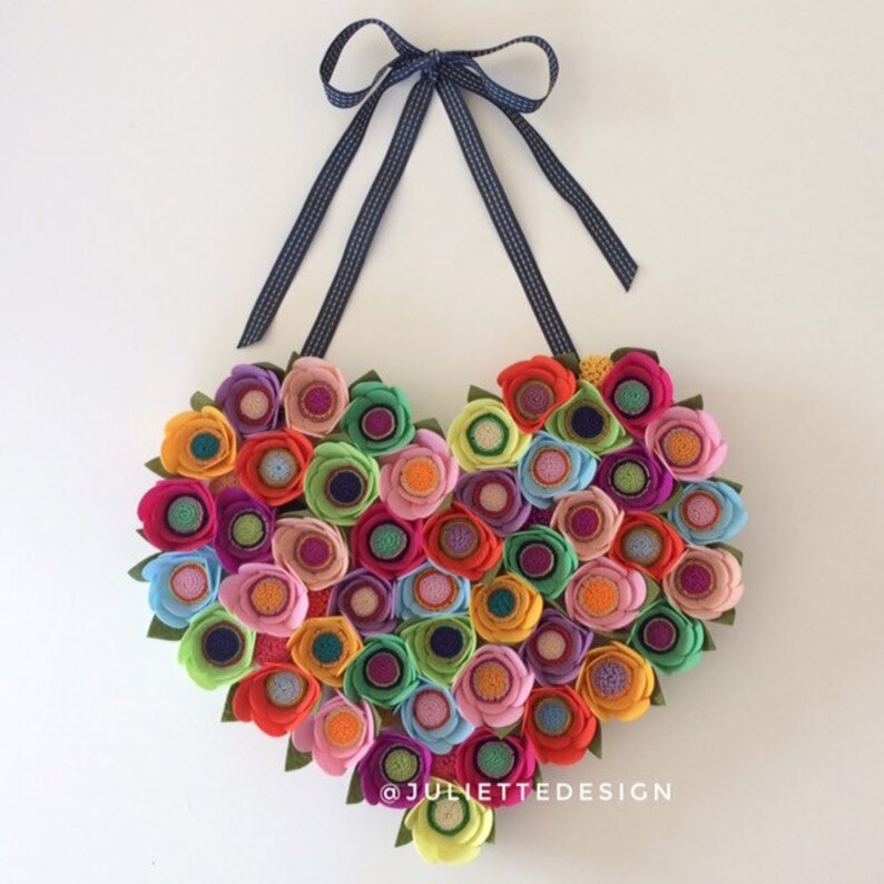 Valentine's Day Heart Wreath, Valentine's Day Wreath, Heart Wreath, Colorful Heart Wreath, Heart Wreath for Valentine's Day image 4