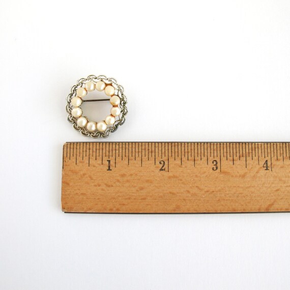 Vintage Brooches, Faux Pearl Bar Pins - image 10