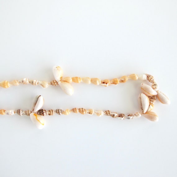Cowrie Shell Necklace, Vintage Seashell Jewelry - image 7