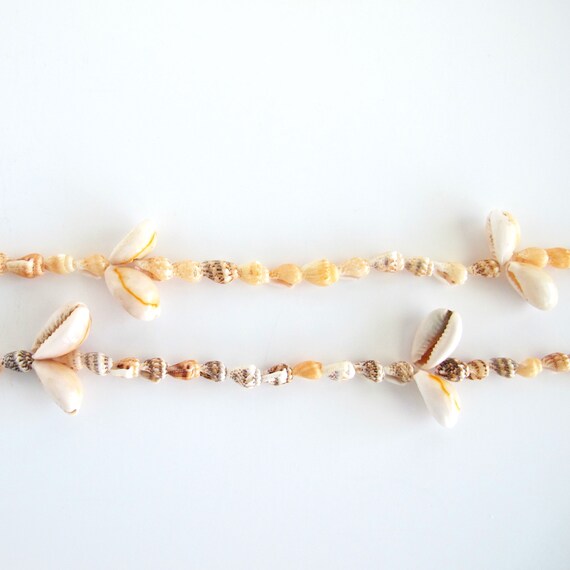 Cowrie Shell Necklace, Vintage Seashell Jewelry - image 6