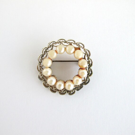 Vintage Brooches, Faux Pearl Bar Pins - image 8