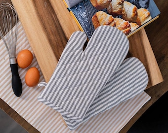 Bistro Stripe Oven Mitt & Potholder set Collection - 100% Cotton
