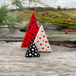 Wooden Tree Set: Buffalo Plaid / Winter Tiered Tray Decor