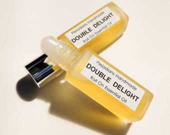Double Delight Organic Essential Oil Roller With Rosewood, Palmarosa, Tangerine, Rosemary Blend