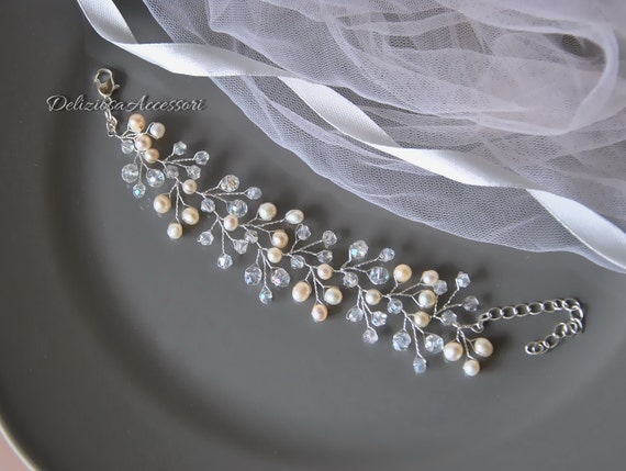 net base Hand sewn collar with ivory tone pearls and crystal diamante 