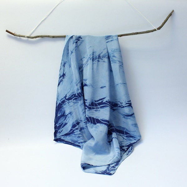 Crepe de Chine Silk scarf, indigo, Kumo Shibori, approx. 55 cm x 55 cm, light blue-dark blue
