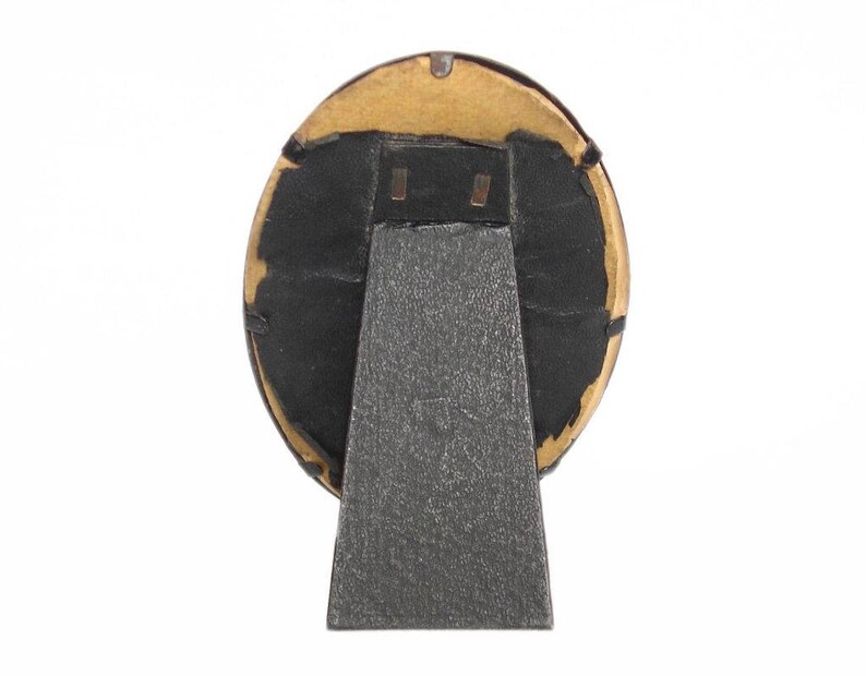 Antique Metal Photo Picture Frame with Glass Desktop Photo Frame Decorative Arts Vintage Oval Picture Frame Home Decor