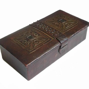 Trinket box Real Leather Brown Box Hand Tooled Leather Jewelry Box Embossed Genuine Leather Box Gift for Her Vintage Box