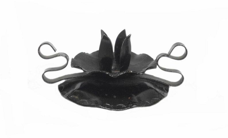 Hand Hammered Iron Tulip Candle Holder Candlestick Home Decor Vintage Flower Candlestick Tulip Candle Holder Folk Art
