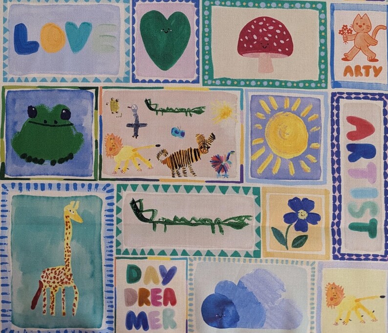 Op de afbeelding: Een kleurrijke illustratie van een kinderkunstproject. Het kunstwerk bevat verschillende afbeeldingen, waaronder een kikker, een giraffe, een hart, een paddenstoel, een zon, een wolk, een tijger en een rups. De woorden "LOVE", "ARTY", "ARTIST" en "DAYDREAMER" zijn ook in het kunstwerk opgenomen.