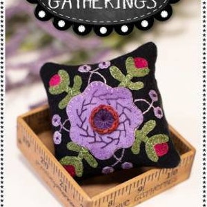 Primitive Gatherings Purple Posey Pin Cushion Pattern - Lisa Bonjean - 3.5&quot; x 3.5&quot;