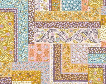 チューダー・セレブレーション パッチワーク スカーフ C - リバティファブリックス - ラセンビーコットンズ - ハーフヤード単位 - 7442C ゴールデンイエロー、ラベンダー、ピンク、ブルー