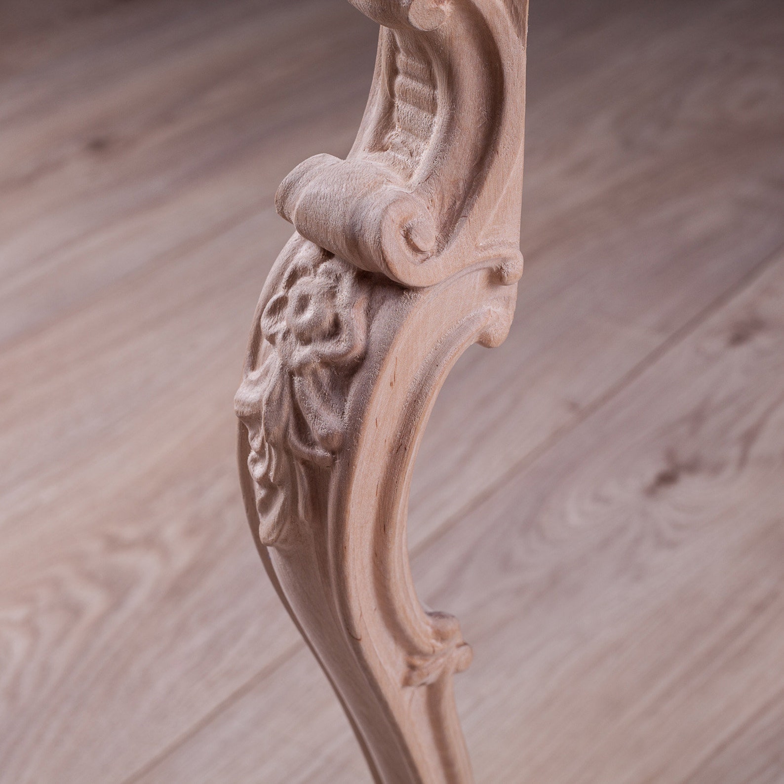17 Queen Anne cabriole legs Carved French Provincial | Etsy