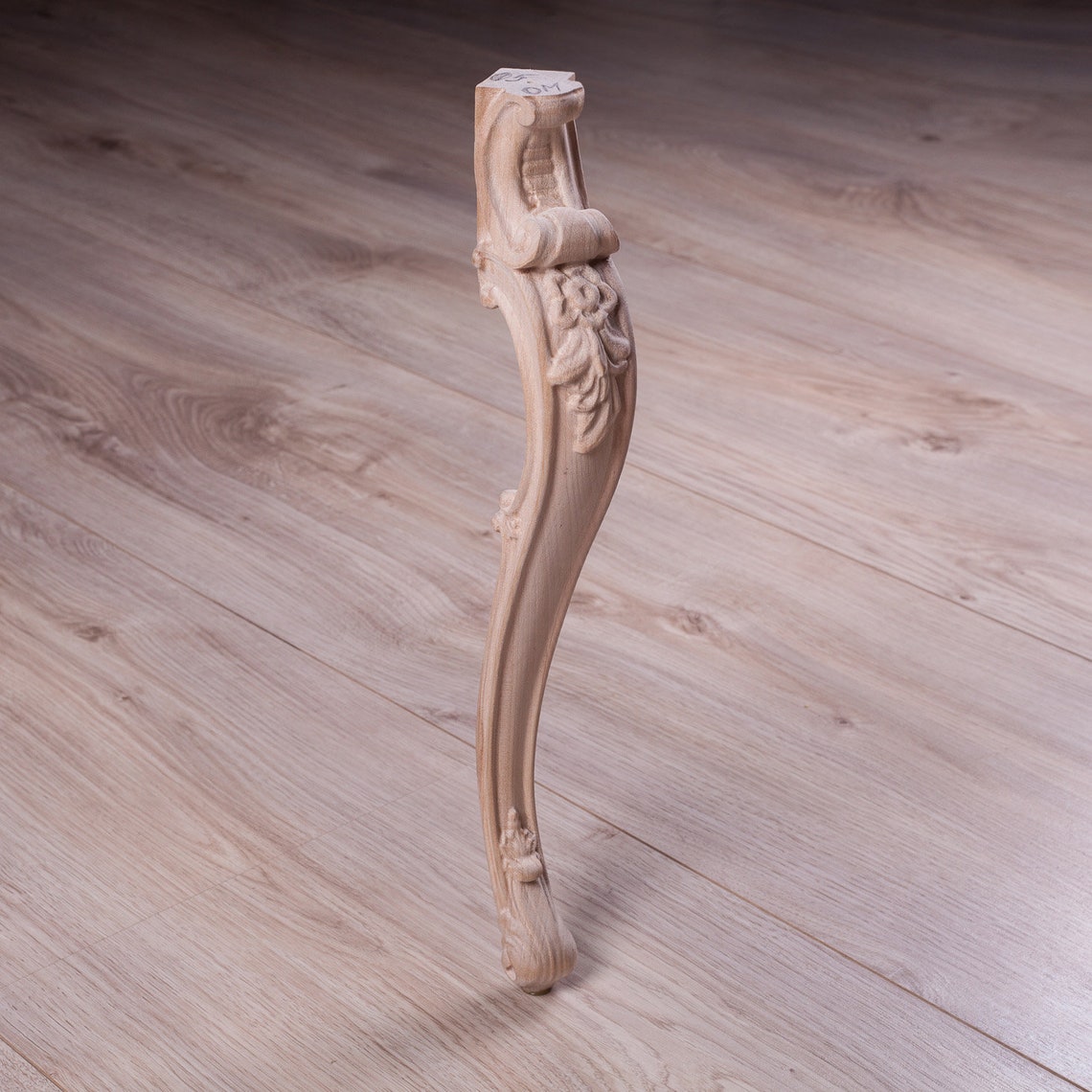 17 Queen Anne cabriole legs Carved French Provincial Etsy