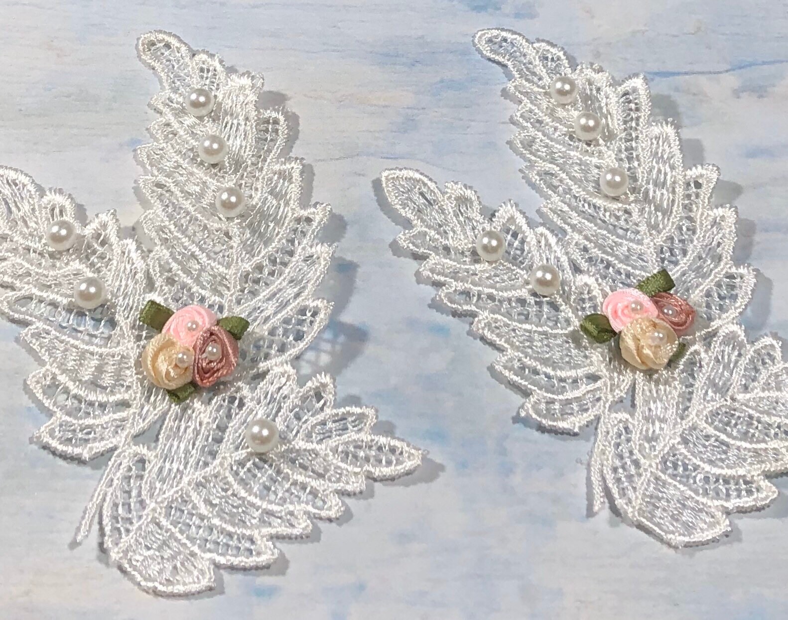 Applique Fabric Flowers ONE PIECE (A)