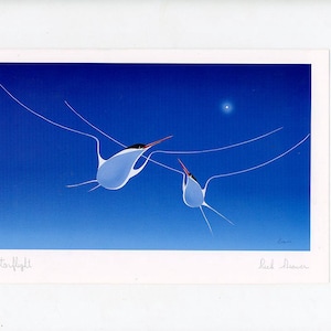 Könnte beinhalten: Ein Set aus drei Keramikbechern mit gesprenkelter, matter Oberfläche. Die Becher sind in den Farbtönen Creme, Hellgrau und Dunkelgrau gehalten. Jeder Becher hat ein schlichtes, minimalistisches Design, perfekt für Kaffee oder Tee.