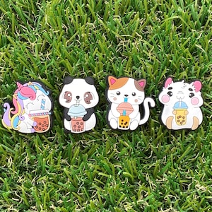 Boba Drinking Critters Shoe Charms