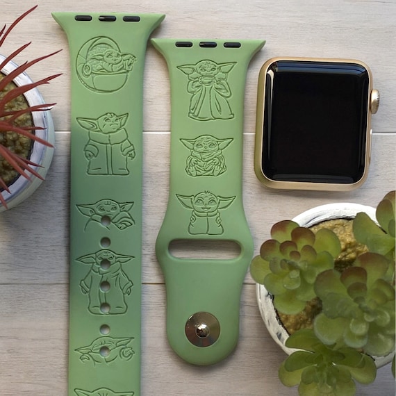 Baby Yoda Grogu gegraveerde Apple Watch band 24 kleuren 38 mm 40 mm 41 mm 42 mm 44 mm 45 mm 46 mm 49 mm gepersonaliseerde Apple Watch band Etsy Nederland