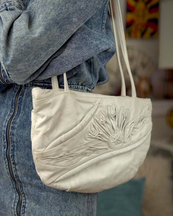 Cream Leather Half Moon 80s Shoulder Bag